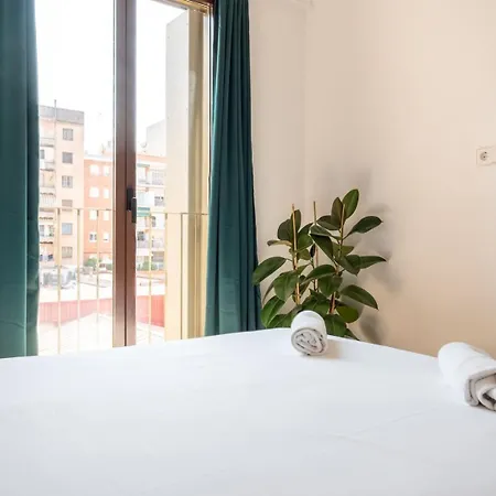 Guestready: Suenos De Graffiti De Barcelona. Daire